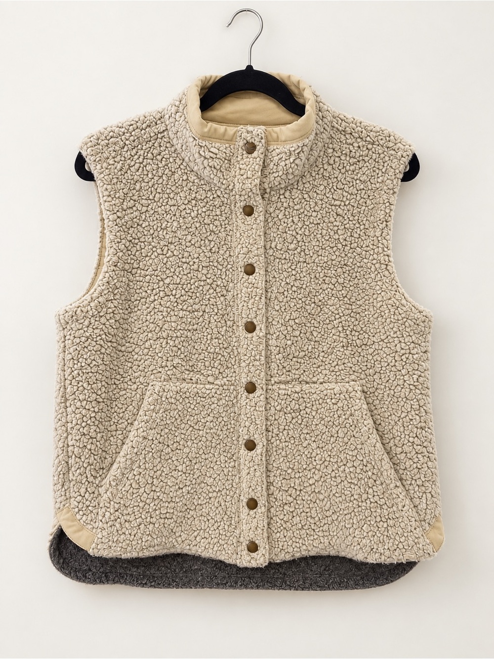 Toad&Co Women’s Large Sherpa Fleece Vest Beige Snap Front High Low Cozy Outdoors